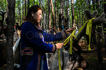 CHINA-INNER MONGOLIA-Ewenki ethnische Gruppe-traditionelle Hochzeit (CN)