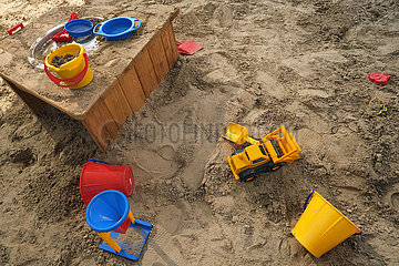 Deutschland  Bremen - Sandkiste einer Kindertagesstaette