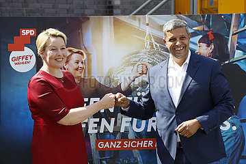 SPD: Praesentation der Grossflaechenplakate im Wahlkampf  Westhafen  6. August 2021