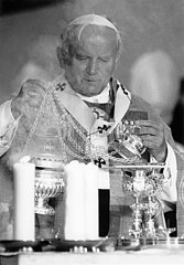 Papst Johannes Paul II.  Messfeier  Muenchen  Mai 1987