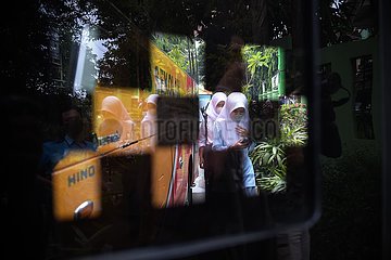 Indonesien-Jakarta-Covid-19-Schulbus