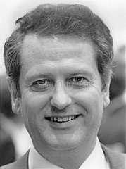Uwe Barschel  Ministerpraesident Schleswig Holstein  Portrait  1985