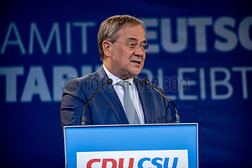 CDU CSU Kanzlerkandidat Armin Laschet in Augsburg