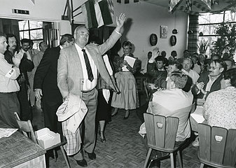 Franz Schoenhuber  Kundgebung der Republikaner  Muenchen 1988