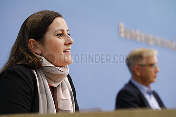 Bundespressekonferenz zum Thema: Buendnis 90/ die Gruenen - zu den Bundestags- und Landtagswahlen