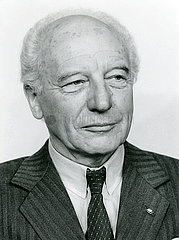 Walter Scheel  Portrait  FDP-Parteitag  Saarbruecken  1985