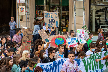 Greta Thunberg bei Klimastreik in Mailand