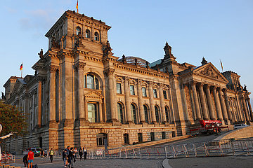 Reichstagsgebaeude  Berlin