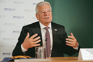 Bundespräsident a. D. Joachim Gauck im Presseclub in München