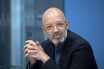 Prof. Timo Wollmershaeuser  Wirtschaftsinstitute Prognose