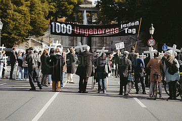 Gegendemonstration zu dem 1000 Kreuze Marsch in München am 17.10.21