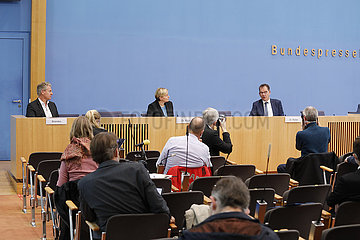Bundespressekonferenz zum Thema: Vorstellung des Entwicklungspolitischen Berichts
