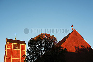 Deutschland  Bremen - Moderne Kirche der evangelischen Martin-Luther-Gemeinde