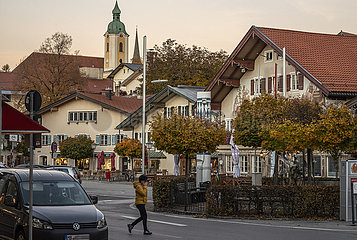 Miesbach  Marktplatz  Ende Oktober 2021
