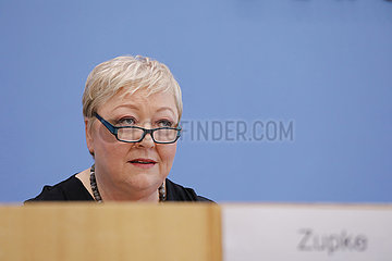 Bundespressekonferenz zum Thema: Erster Bericht der SED-Opferbeauftragten beim Deutschen Bundestag