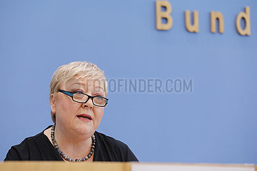 Bundespressekonferenz zum Thema: Erster Bericht der SED-Opferbeauftragten beim Deutschen Bundestag