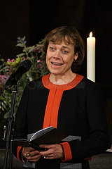 Deutschland  Bremen - Schlussgottesdienst der EKD-Synode zur Einfuehrung des neuen EKD-Rats: die neue Ratsvorsitzende der EKD Annette Kurschus