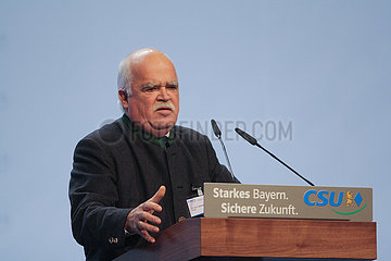 CSU-Parteitag in der Kleinen Olympiahalle in München - Redner Peter Gauweiler