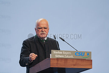 CSU-Parteitag in der Kleinen Olympiahalle in München - Redner Peter Gauweiler