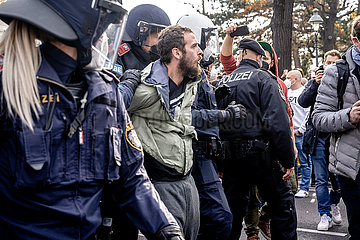 Demonstration gegen Coronamaßnahmen in Wien