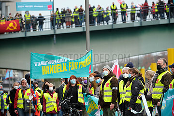 Deutschland  Bremen - Warnstreik der Gewerkschaft verdi