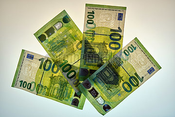 Deutschland  Bremen - Faecher aus 100-Eurobanknoten