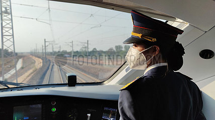 Laos-Vientiane-China-Railway-Mitarbeiter