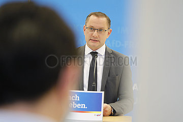 Pressekonferenz AfD-Bundestagsfraktion  Fraktionsebene  Dt. Bundestag