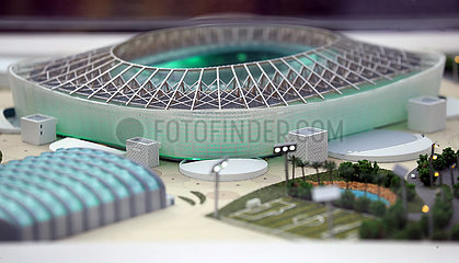 Paris  Frankreich  Modell des Ahmad bin Ali Stadion  ein Austragungsort der Fussball-Weltmeisterschaft 2022