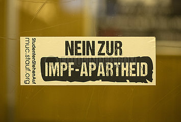 Querdenker-Aufkleber „Nein zur Impf-Apartheid  München  05.01.2022