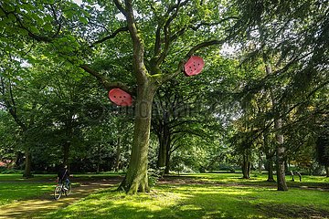 Kunst  Friedenspark  Marl  Nordrhein-Westfalen  Deutschland