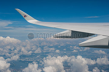 Singapur  Republik Singapur  Flug im A350 Qatar Airways Passagierflugzeug von Singapur nach Doha