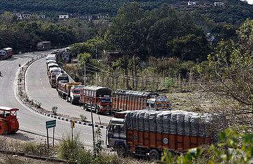 Kaschmir-Jammu-Verkehr suspendiert
