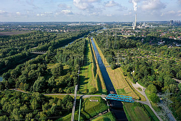 Emscher  Emscherumbau  Rhein-Herne-Kanal  Essen  Nordrhein-Westfalen  Deutschland