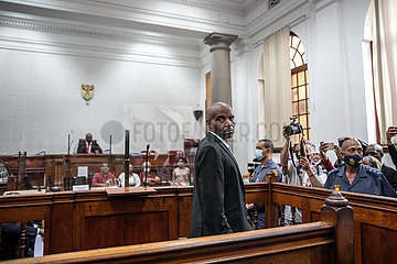 Südafrika-Kapstadt-Parlament mit Feuer-Verdächtigen