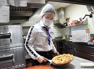 China-Shaanxi-Xi'an-Covid-19-Catering-Business-Wiederaufnahme (CN)