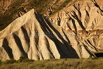Spanien  Provinz Navarra  Bardenas Reales  Rock Erosion in der Balnenas-Wüste