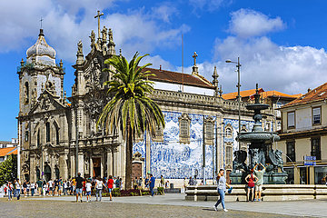 Portugal. Porto. Kirche von Carmo mit Azulejos