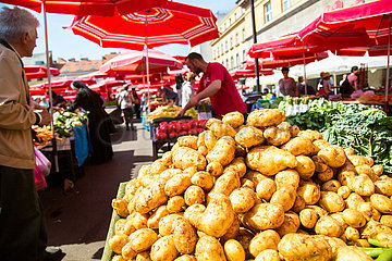 Kroatien  Zagreb - Markt am Dolac  ein Platz im Kaptol-Viertel (Altstadt)