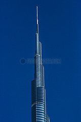 Vereinigte Arabische Emirat. DUBAI. Der Burj Khalifa-Turm ist Stadt. Es Wurde im Januar 2010 zu Ehren des Emirs Abu Dabi Eingeweiht. Dieer Wolkenkratzer wird die Hšchste  die Jemals gebaute Struktur  die Jemals Gebaut Wurde  828 m Hoch (160 Stockwer