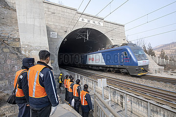 China-Shanxi-Railway-Arbeiter (CN)