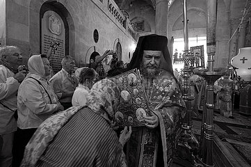 Israel. Jerusalem. Griechische Orthodoxe Zeremonie in der Heiligen Grabkirche Während der Orthodoxen Heiligen Woche