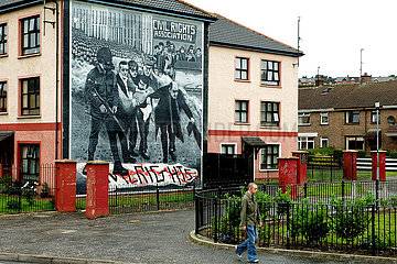 Nordirland. Ulster. Derry-Londonderry. Wandbild in Erinnerung an der Blutigen Sonntag  der Am 30. Januar 1972 Auftrat  ALS Die britische Armee 28 Mitarbeiterin Während Einer Demonstration von Katholiken für Ihre Bürgerrechte Tötete.