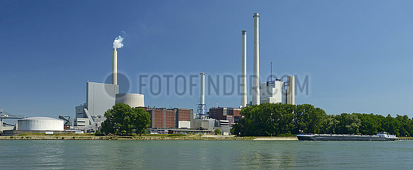 Deutschland  Baden-Württemberg  Karlsruhe  Wärmekraftwerk (Rheinhafen-Dampfkraftwerk) am Rhein