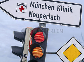 Symbolfoto Krankenhausampel  München-Neuperlach  29. Januar 2022