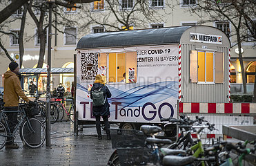 Test and Go  Corona-Testcenter am Rotkreuzplatz  München  1. Februar 2022