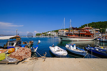 Fischerhafen  Hauptstadt Limenas  Thassos  Griechenland