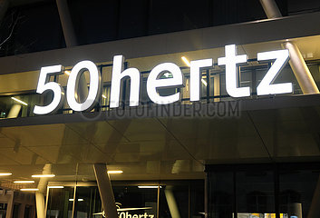 Deutschland  Berlin - LED-beleuchteter Schriftzug am Firmensitz von Uebertragungsnetzbetreiber 50 hertz
