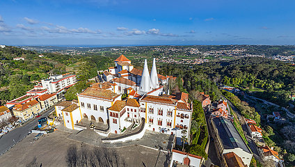 Portugal. Lisbonne Bezirk. Sintra .. Luftbild des Sintra National Palace