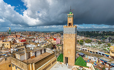 Marokko. Luftbild von Meknes. Al-Isra-Moschee